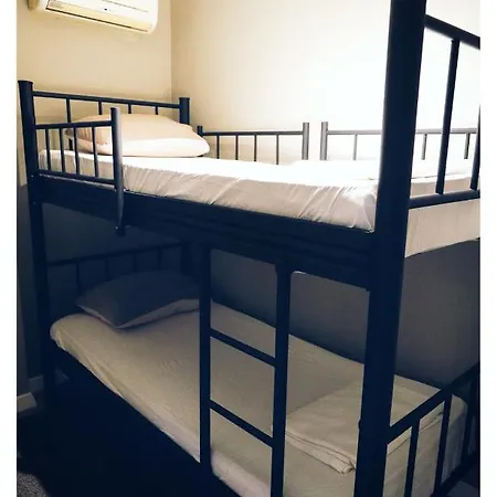 Apartment Saga Suites *