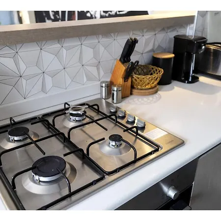 Apartment Saga Suites